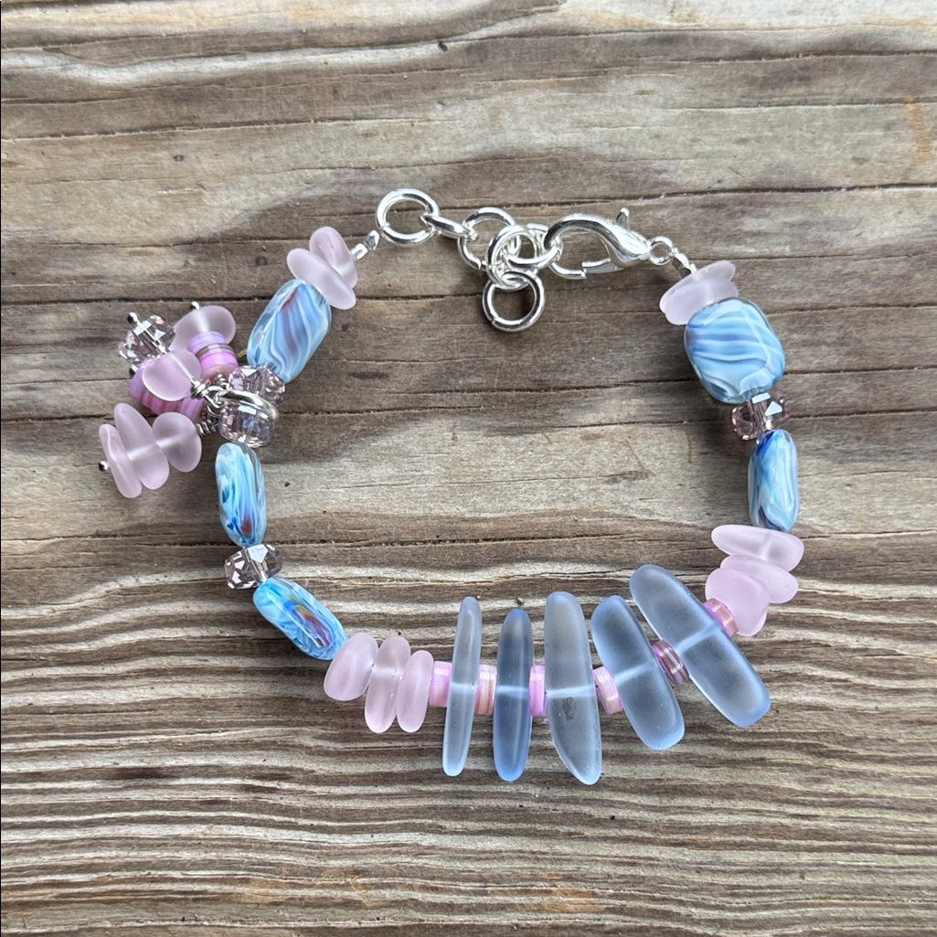 Elegant Pink And Blue Beaded Bracelet